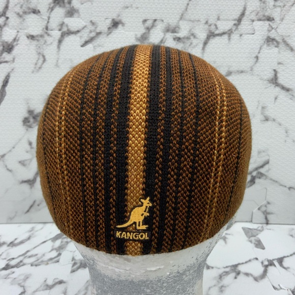 Men’s Kangol Brown Birds Eye Stripe 507 Hat - Picture 2 of 5